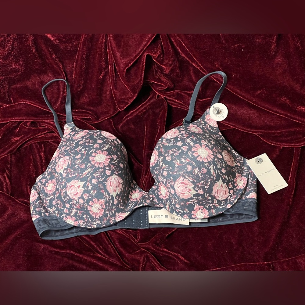 Lucky Brand size 38C Bra